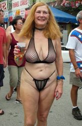 public fat boobies. Photo #6