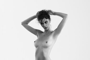 luma grothe nude. Photo #2