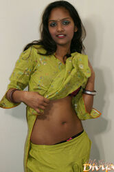indian girl nude pics. Photo #7