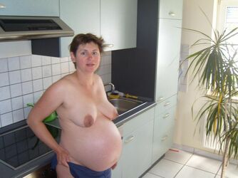cuckold pregnant captions. Photo #7