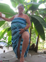 fat naked old woman. Photo #4