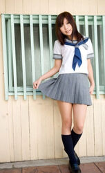 hairy japanese schoolgirl pussy. Photo #6