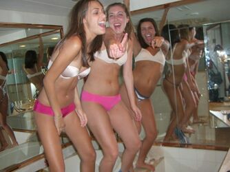 college girls in bikinis. Photo #1