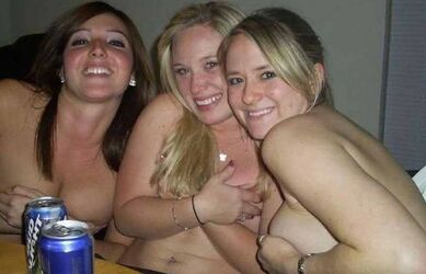 naked lesbian selfies. Photo #5