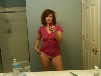 milf pussy pictures. Photo #3