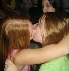 bisexual and lesbian teen. Photo #6