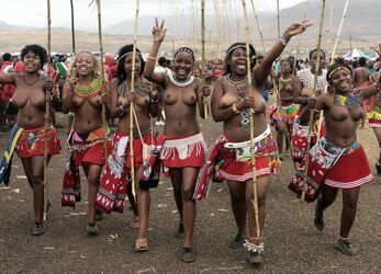 naked african tribe women. Photo #1